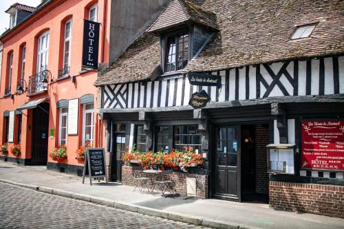Logis Hotel & Restaurant - Les Hauts de Montreuil - 출입구