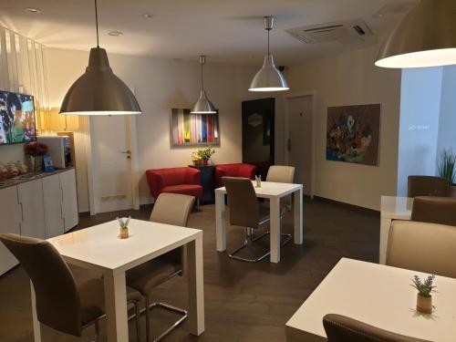 B&B Schlosser