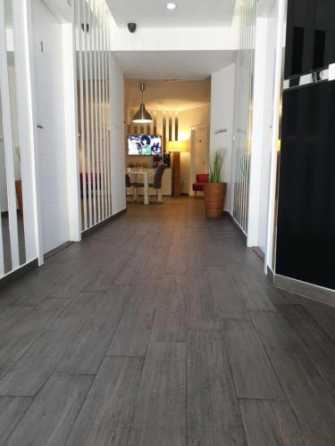 B&B Schlosser – Zagreb, NY