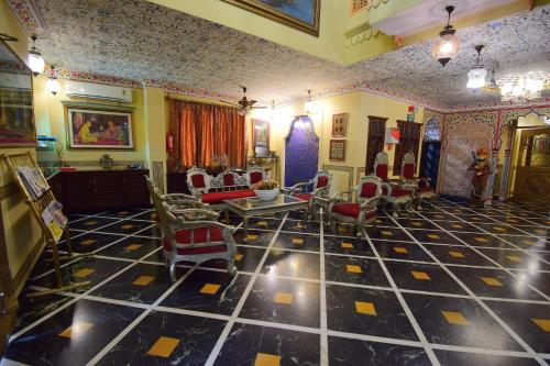 Umaid Mahal - A Heritage Style Boutique Hotel