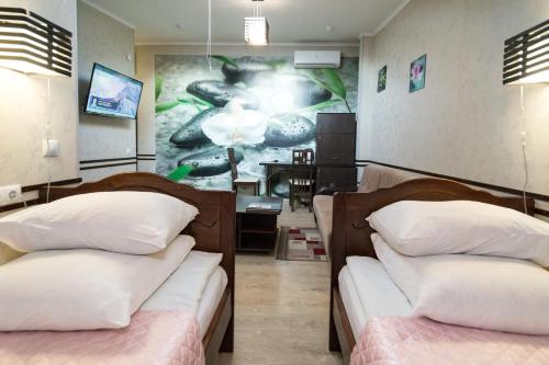 Joy Hotel