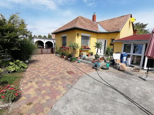  Haus Gabriella, Pension in Pápa bei Nagyalásony