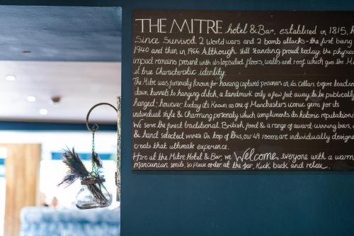 The Mitre Hotel - image 8