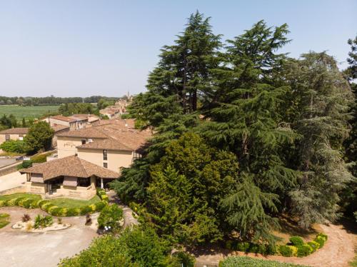 Hôtel Restaurant du Château de la Tour