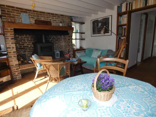Charming Gîte Les Petits Matins Bleus – Sainte-Marguerite-de-Viette, NY