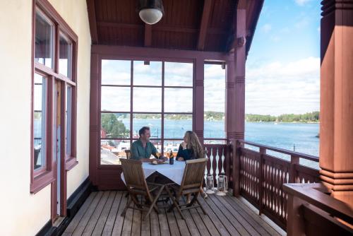 Waxholms Hotell near Josefin