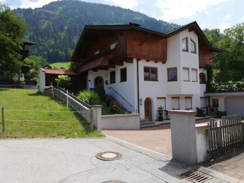 Ferienwohnung Kreidl Ilse in Hart im Zillertal