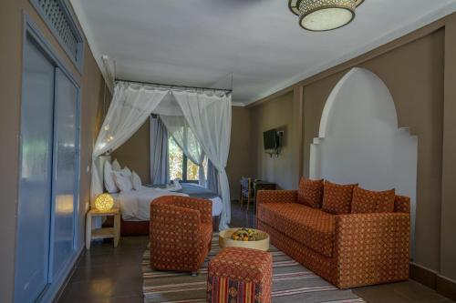 Deluxe King Suite