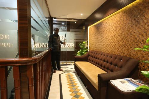 ทางเข้า, โรงแรมแฮปปี้แลนด์ (Hotel Happyland) in ดาดาร์