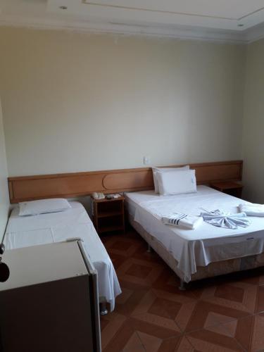 Double Room image 4