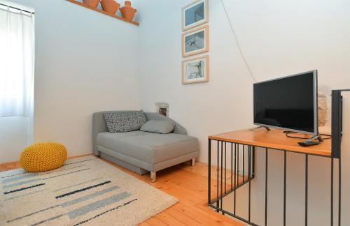 One-Bedroom House image 10