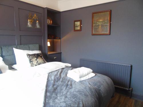 The Warren Belfast Room Type - Deluxe Double Room