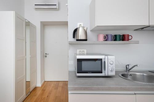 Studio Apartment image 1