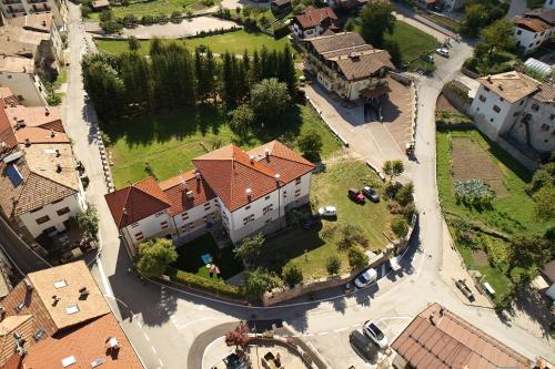 Castello Fai - Apartment - Fai della Paganella