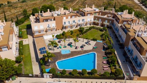  Cabanas Gardens - T1 Duplex Nearby the Pool - WPCG 40 in Tavira