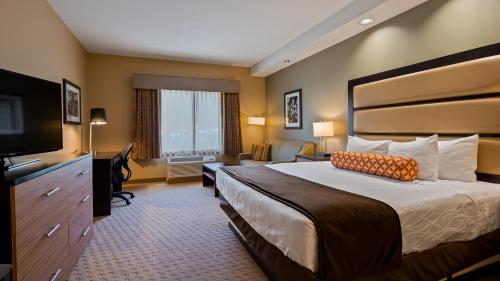 Best Western Plus College Park Hotel