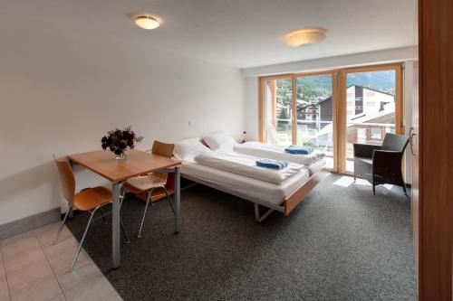 Good Value Apartments by Mountain Exposure - image 8