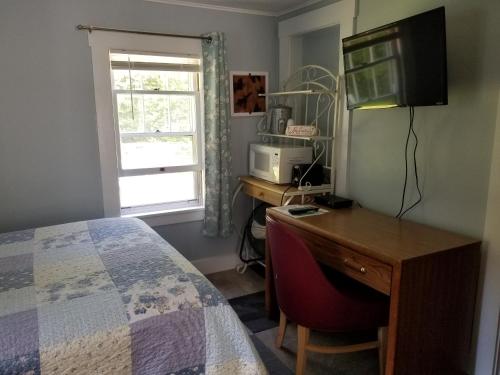 Riverbank Motel And Cabins Lincoln Book Your Hotel With