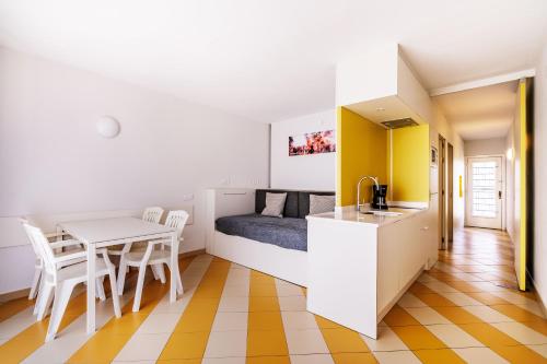 מטבח, Apartamentos Sunway Amapola in סיטגס