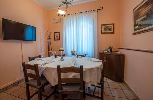 Restoran, Hotel Cristoforo Colombo in Osimo