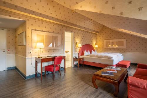 1 queen bed