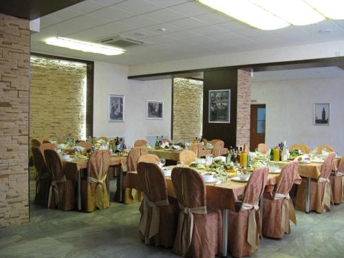 Lovech Hotel - image 2