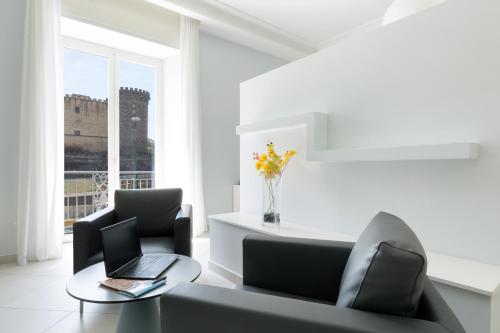 Dioniso’s Luxury Apartments Municipio - image 3