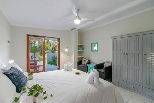 Eastbrook River Lodge Room Type - Apartment