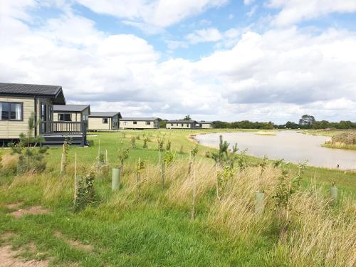 Home Farm Park - image 3