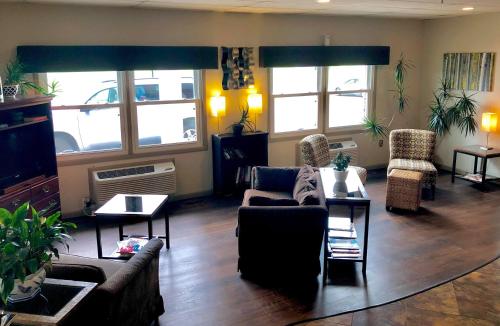 Lobby, Bicentennial Inn in Buckhannon (WV)