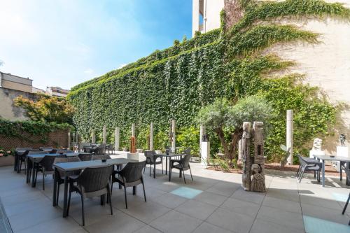 บริการและสิ่งอำนวยความสะดวก, โรงแรมมิลาโน กาสเตลโล (Hotel Milano Castello) near ปราสาทซฟอฟเซสโก