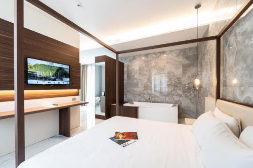 ห้องส่วนกลางสำหรับนั่งเล่น/ดูทีวี, โรงแรมมิลาโน กาสเตลโล (Hotel Milano Castello) near ปราสาทซฟอฟเซสโก