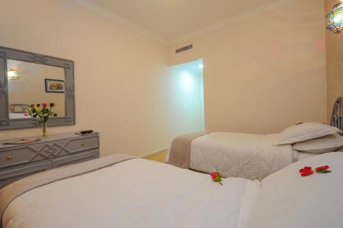 Superior Apartment image 6