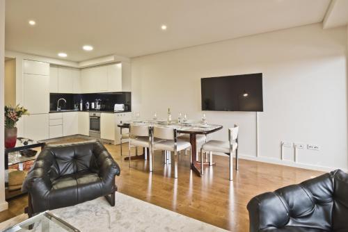 BmyGuest - Sao Bento Terrace Apartment - image 13