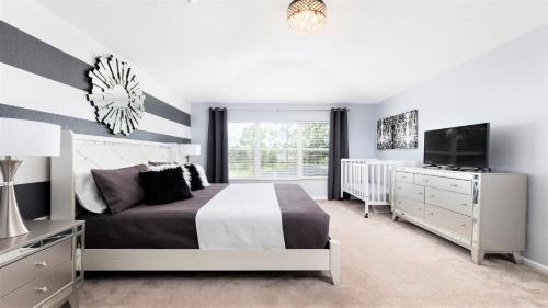 Windsor Hills 6 Bedrooms Luxury Pool Villa Close to Disney-7801BC in Orlando, USA