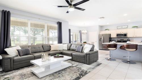 Windsor Hills 6 Bedrooms Luxury Pool Villa Close to Disney-7801BC in Orlando, USA