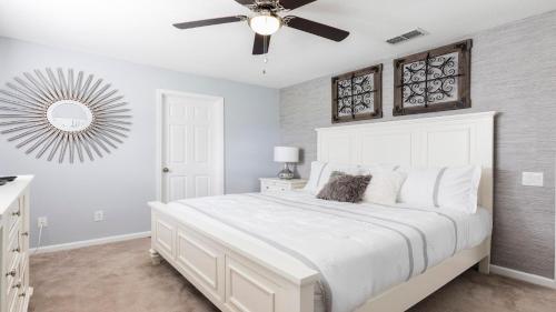 Windsor Hills 6 Bedrooms Luxury Pool Villa Close to Disney-7801BC in Orlando, USA