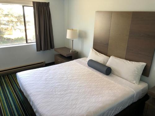Brookings Inn Resort - main image