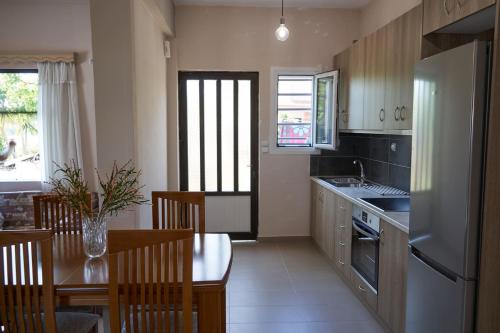 ห้องครัว, Filoxenia House at Anemochori village in พีร์กอส
