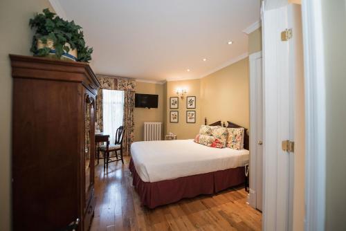 Armor Manoir Sherbrooke