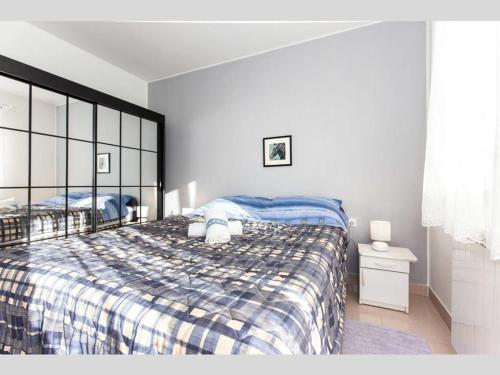 Two-Bedroom Apartment with Terrace image 2