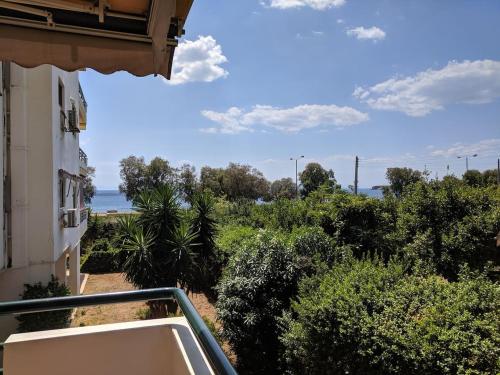  Beachfront Apartment With Sea View, Athens Riviera, Pension in Athen bei Athen