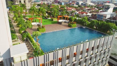 Vida View Apartement, Tower Asthon Unit 20 P in Panakkukang