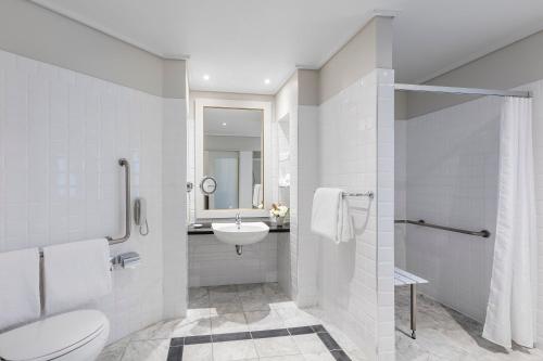 213927243 Radisson Blu Plaza Hotel Sydney