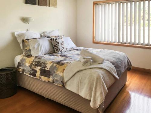 REFURBISHED Rye Sleeps 10, Great Weekender, Free Wine, Wifi, Netflix, Parking