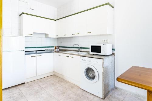 Apartamentos Sunway Tara - image 4