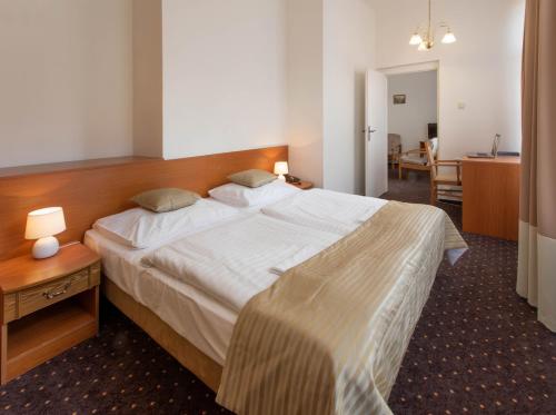 Novoměstský hotel – Prague, NY