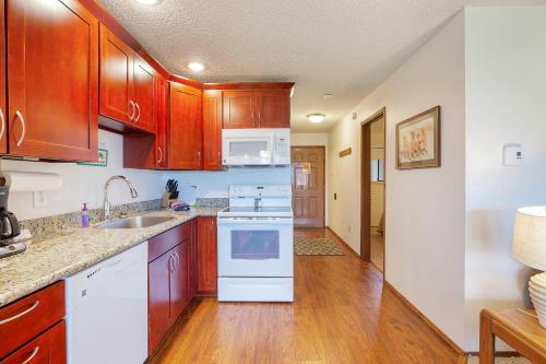 Triton Condo - image 4