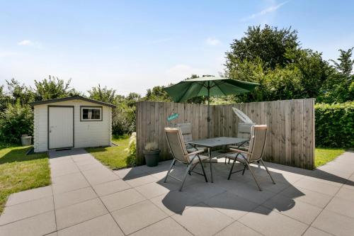Bungalow De krukel - Ouddorp fenced garden near the beach and dunes - not for companies - main image