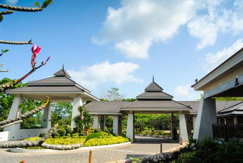 Foto - The Nouveau Chumphon Beach Resort And Golf